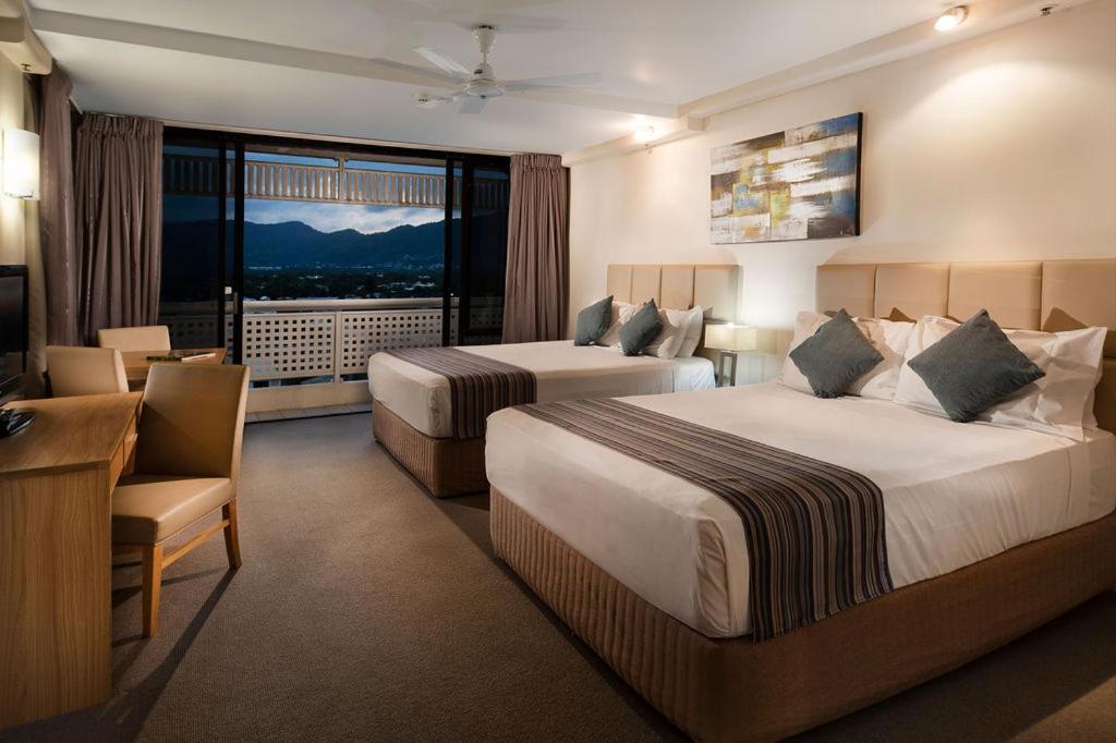 Rydges Esplanade Resort קאירנס מראה חיצוני תמונה